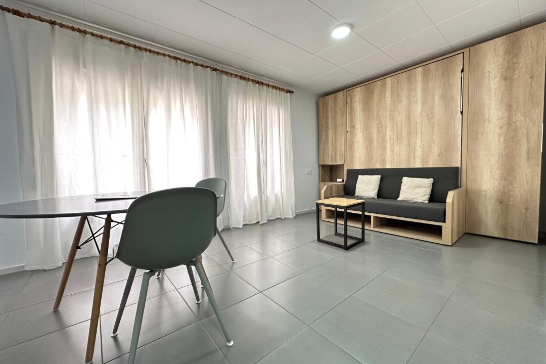 Photo of Livingroom in Roses Town Center