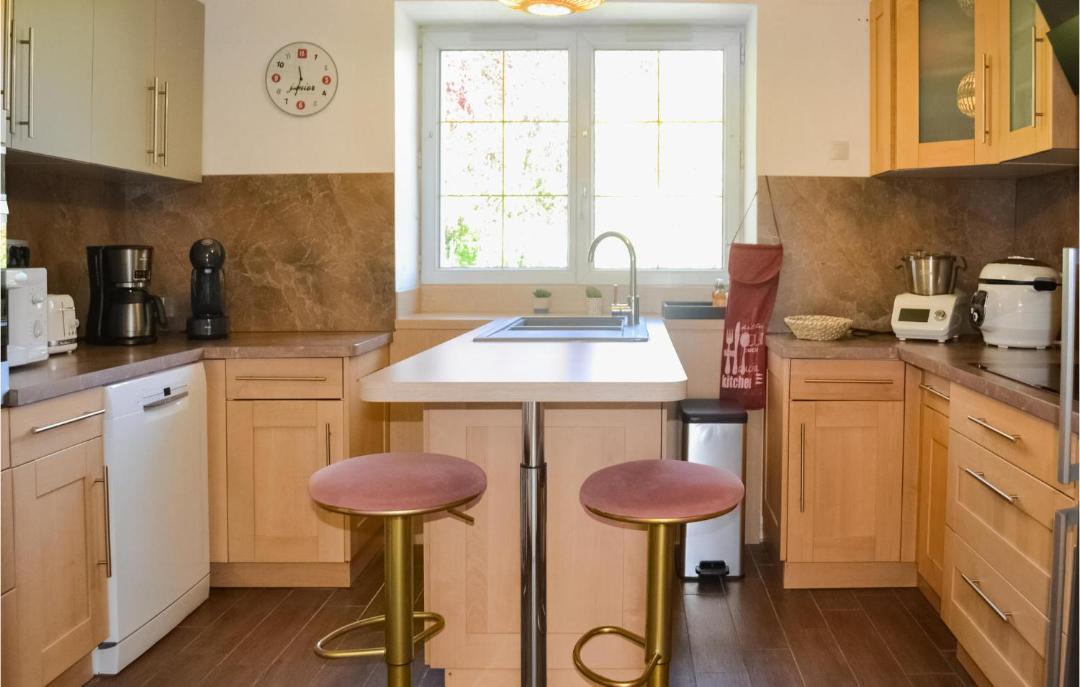 Photo of Kitchen in Beauregard-de-Terrasson