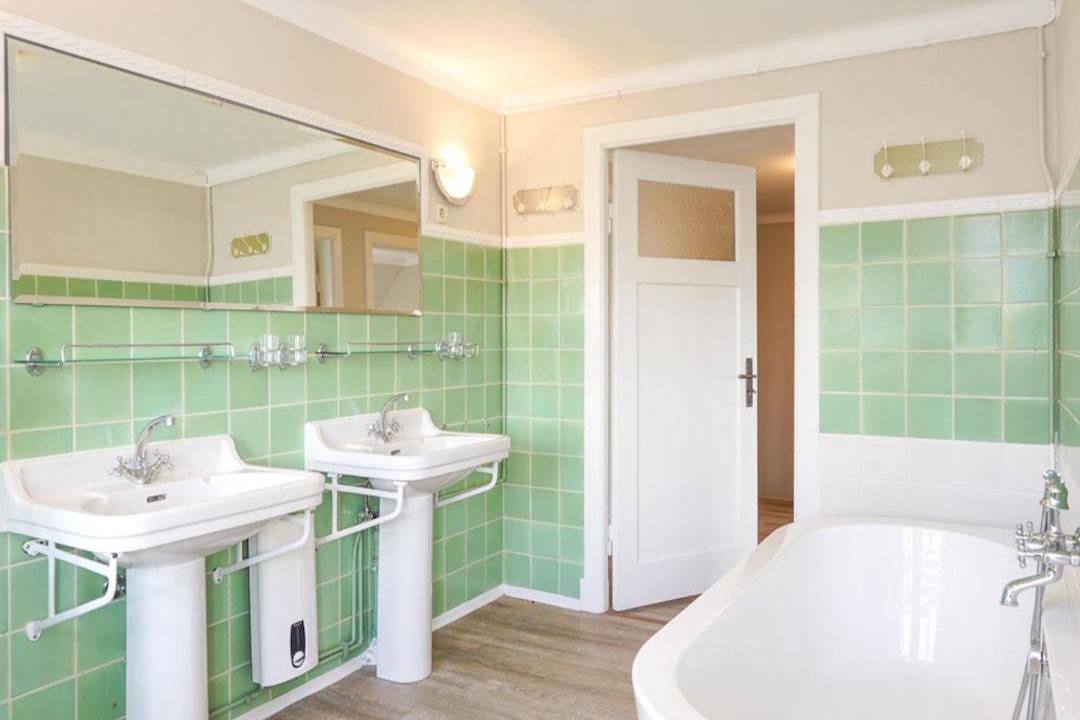 Photo of Bathroom in Tating