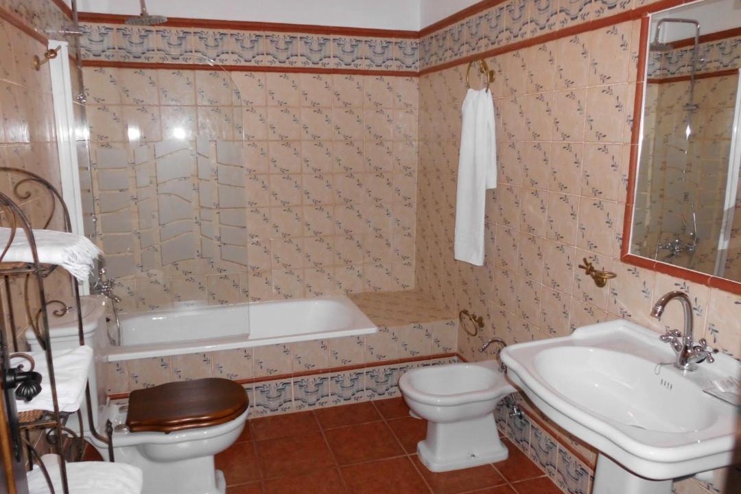 Photo of Bathroom in Alange