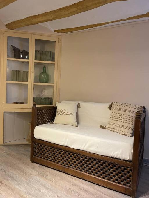 Photo of Bedroom in Pratdip