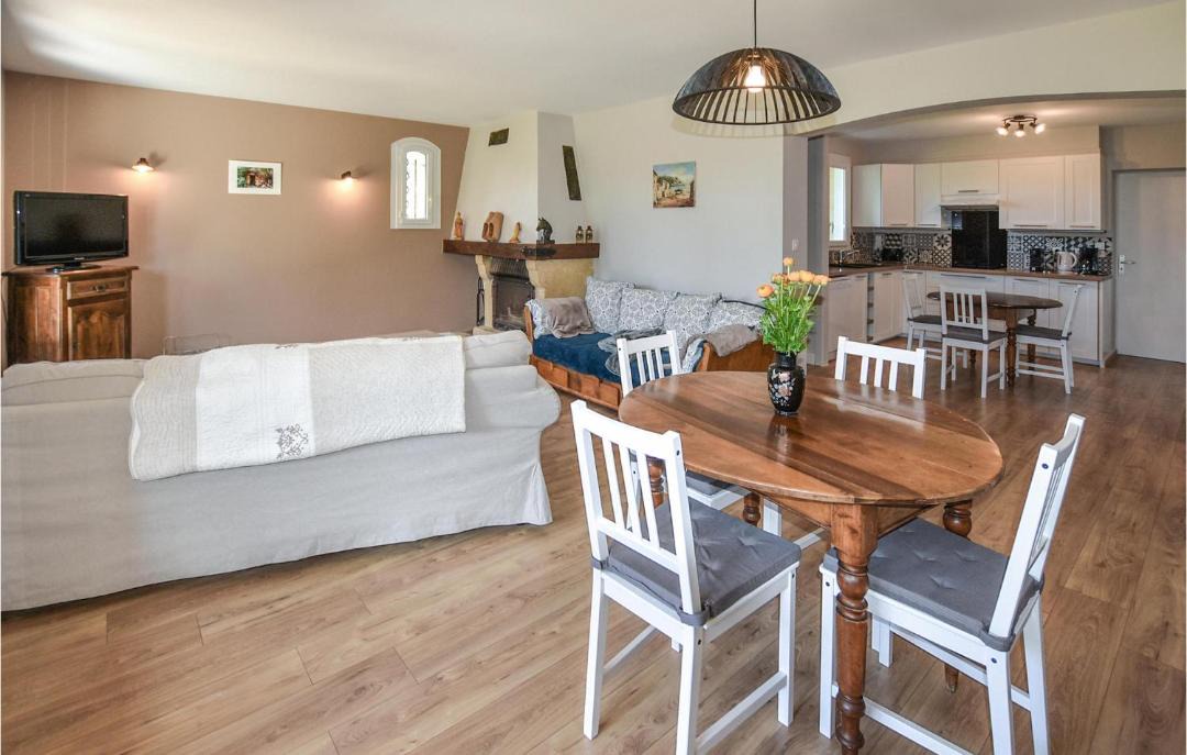 Photo of Livingroom in Rognonas