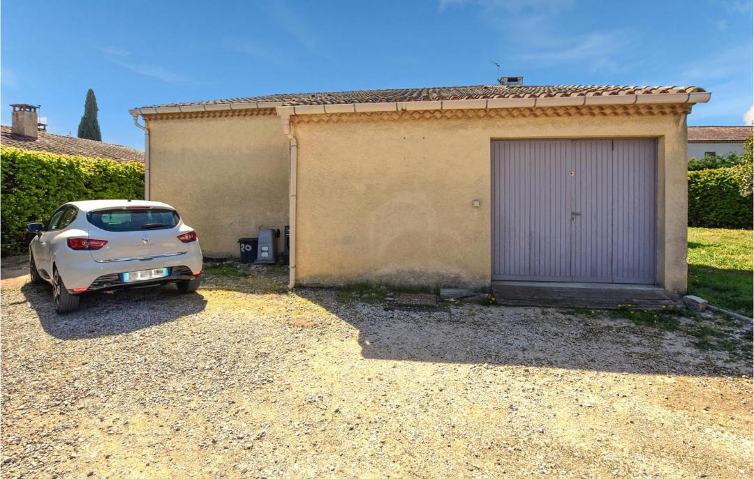 Photo of Buildings in Rognonas