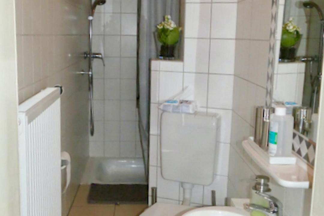 Photo of Bathroom in Vahrenwald-List