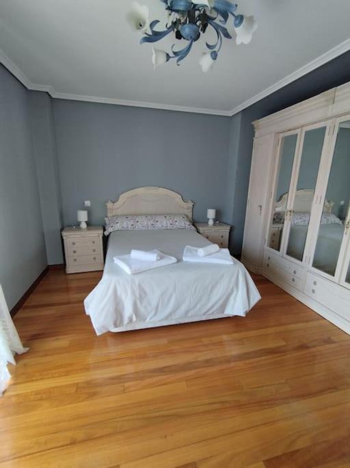 Photo of Bedroom in Villaverde de Pontones
