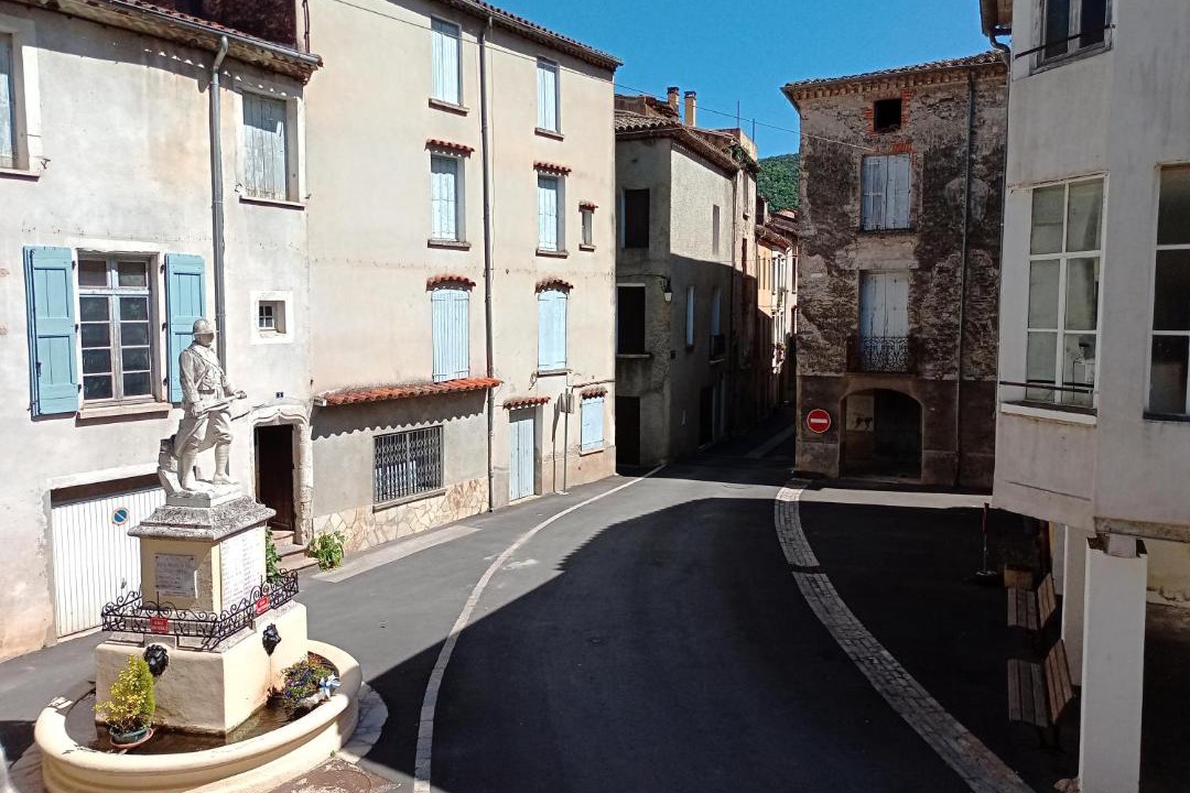 Photo of Buildings in Saint-Laurent-le-Minier