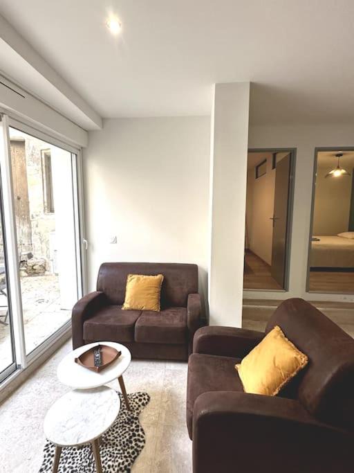 Photo of Livingroom in Faubourg