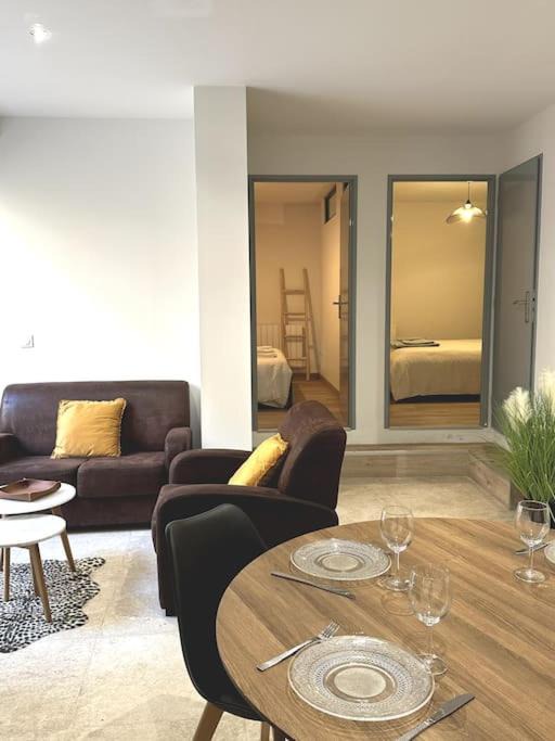 Photo of Livingroom in Faubourg