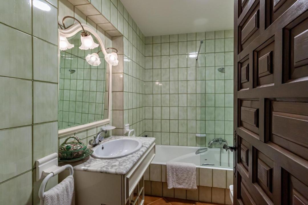 Photo of Bathroom in Darnius