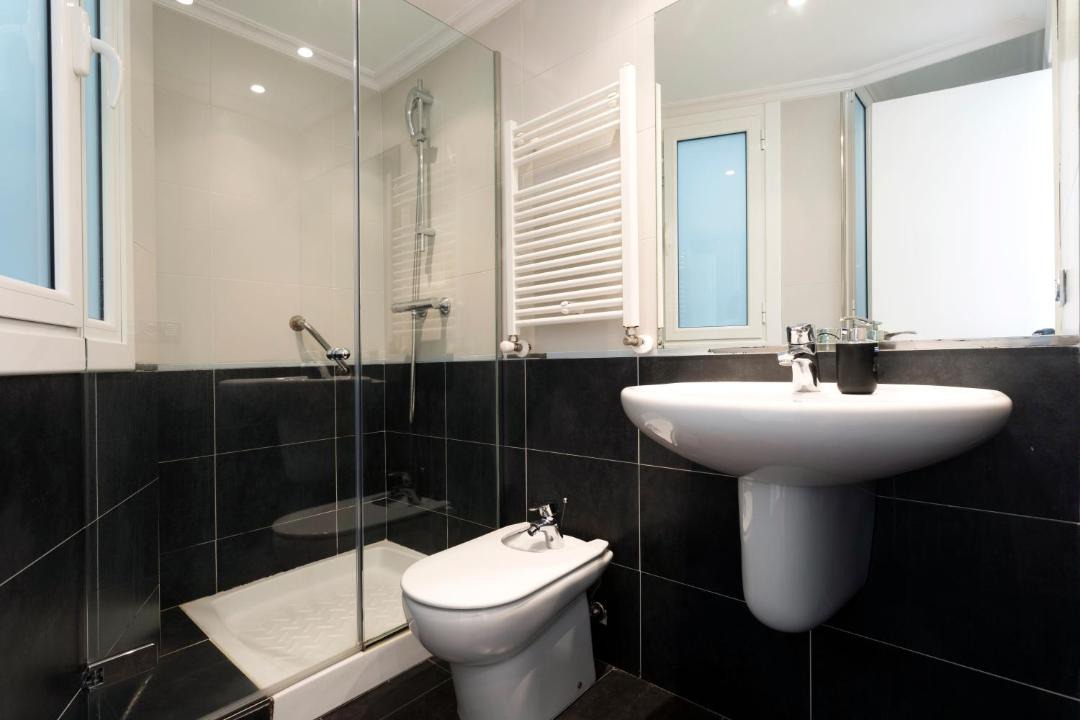 Photo of Bathroom in La Marina