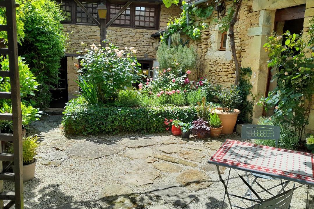 Photo of Others in Saint-Amand-de-Coly