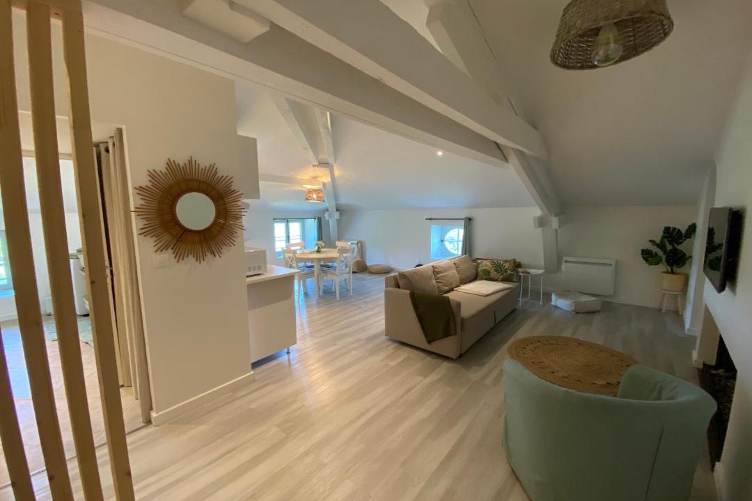 Photo of Livingroom in Vernaison