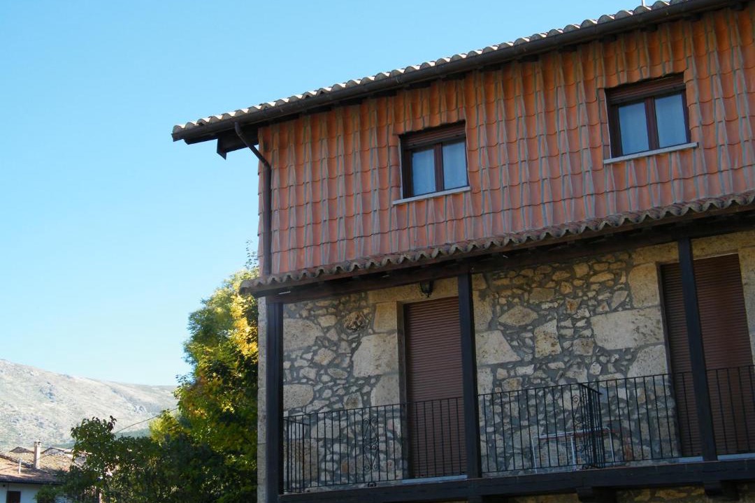 Photo of Buildings in Candelario