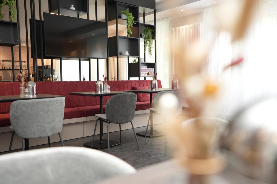 Photo of Others in Bahnhofsviertel