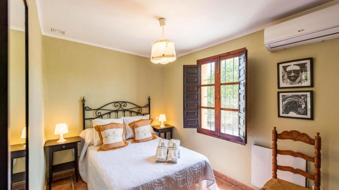 Photo of Bedroom in Casares