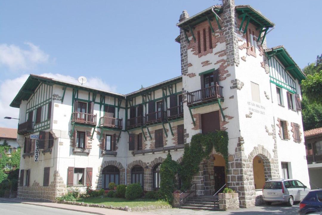 Photo of Buildings in Lekunberri