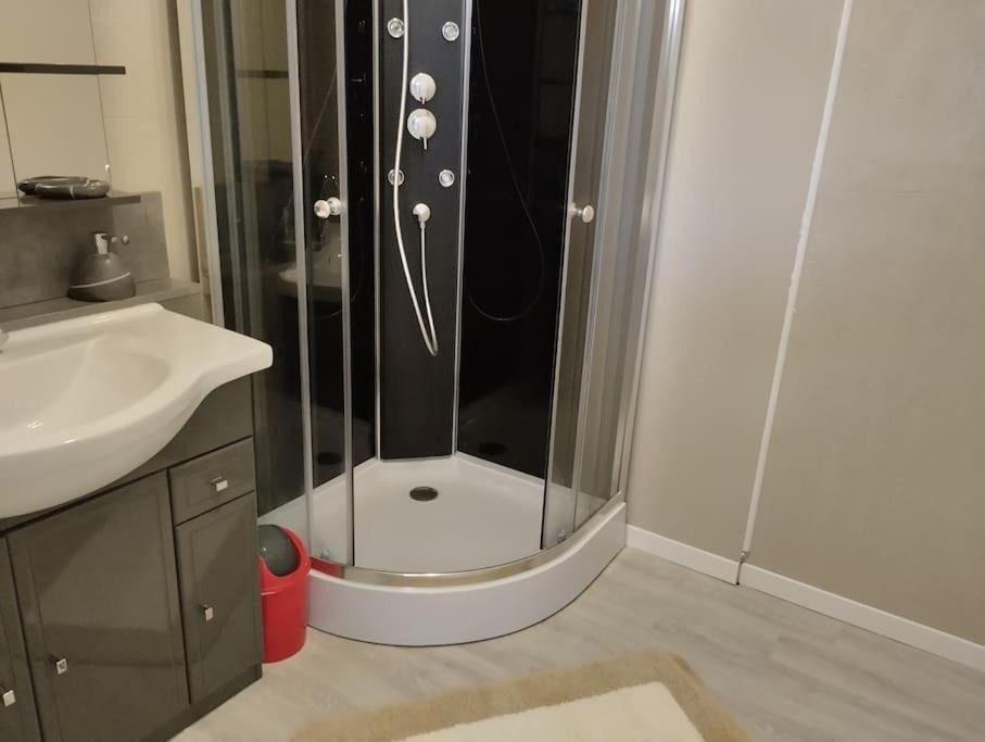 Photo of Bathroom in Quartier des Espesses