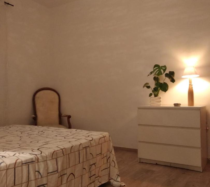 Photo of Bedroom in Sorgues