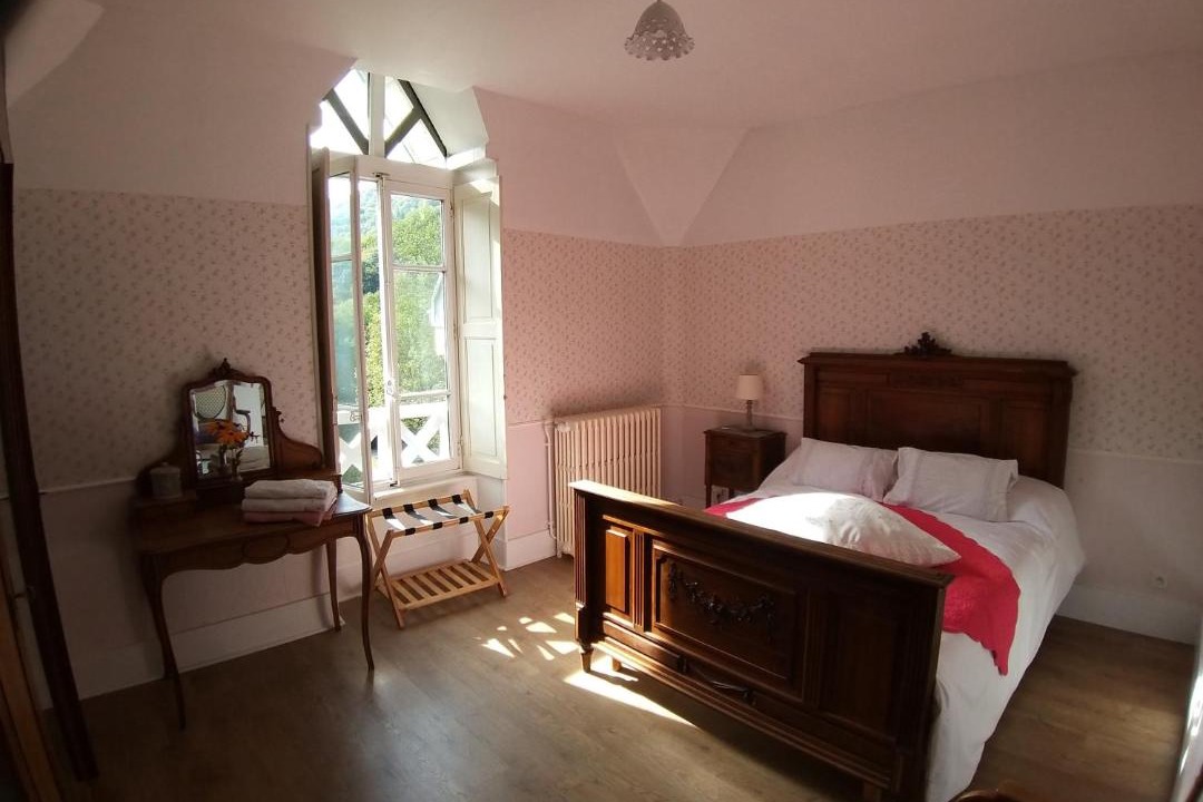 Photo of Bedroom in La Chapelle-du-Bard