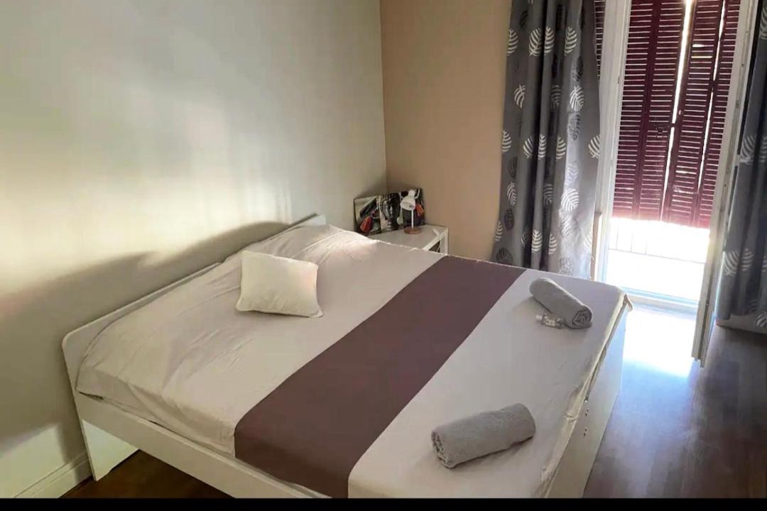 Photo of Bedroom in Bellegarde-sur-Valserine