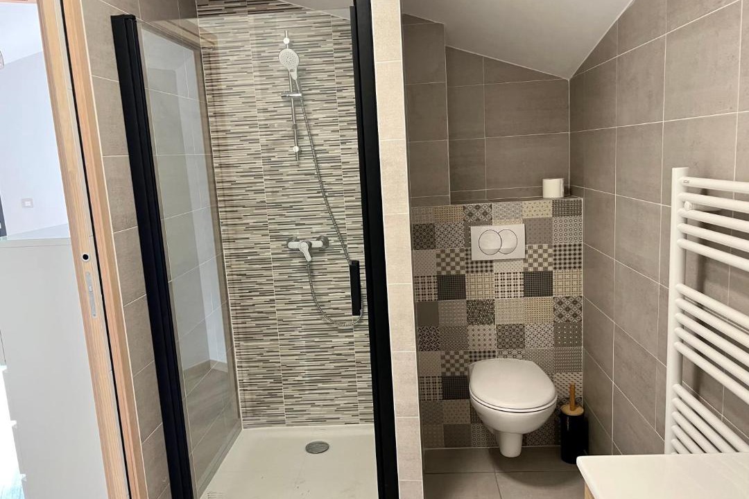 Photo of Bathroom in Genas