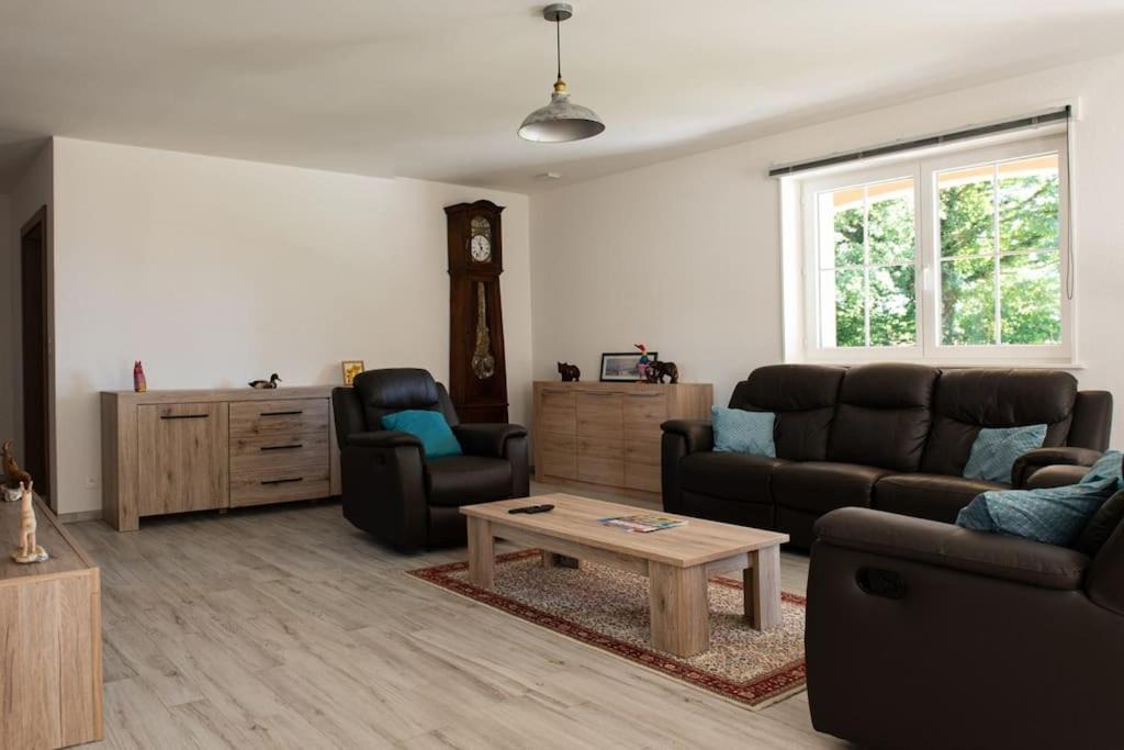 Photo of Livingroom in Ladignac le Long