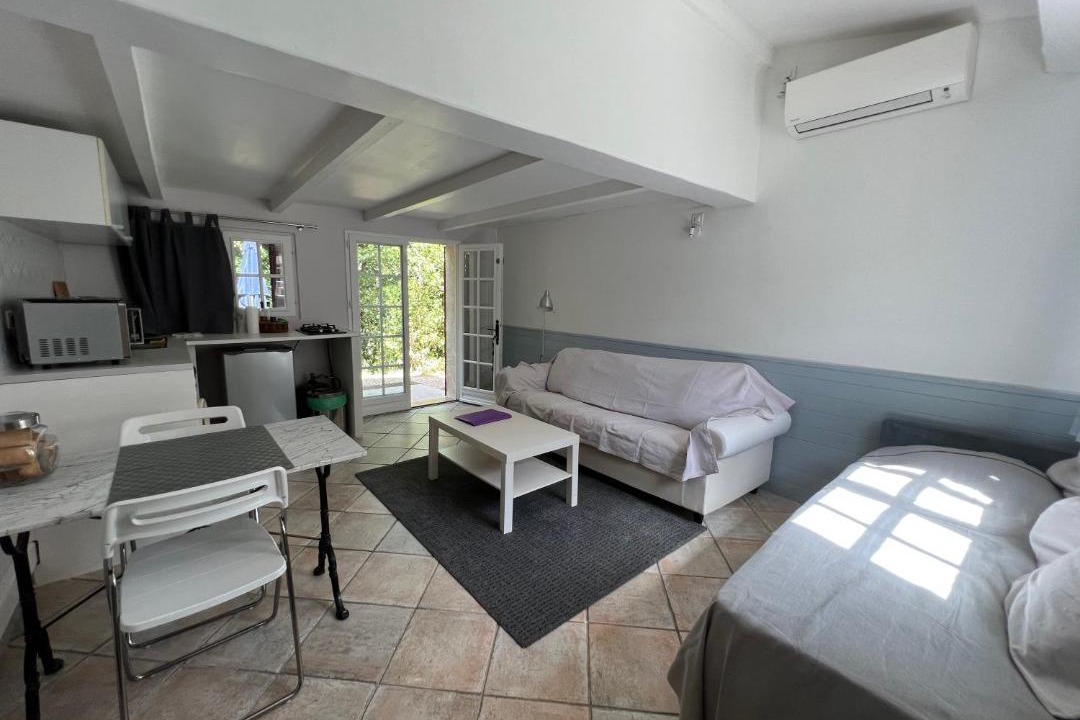 Photo of Livingroom in Meyreuil