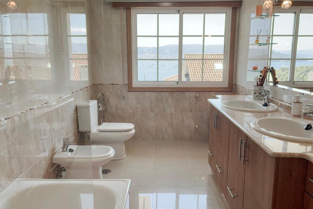 Photo of Bathroom in Samieira