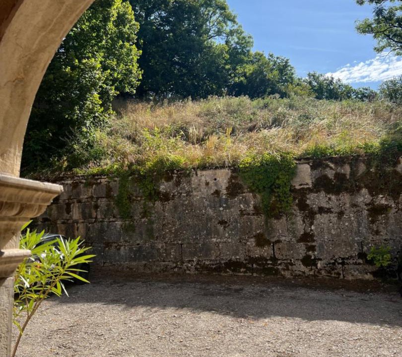 Photo of Others in Montanges