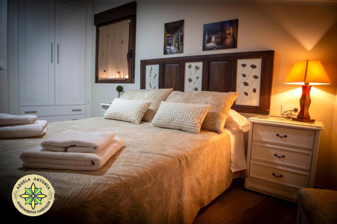 Photo of Bedroom in Torre de Don Miguel