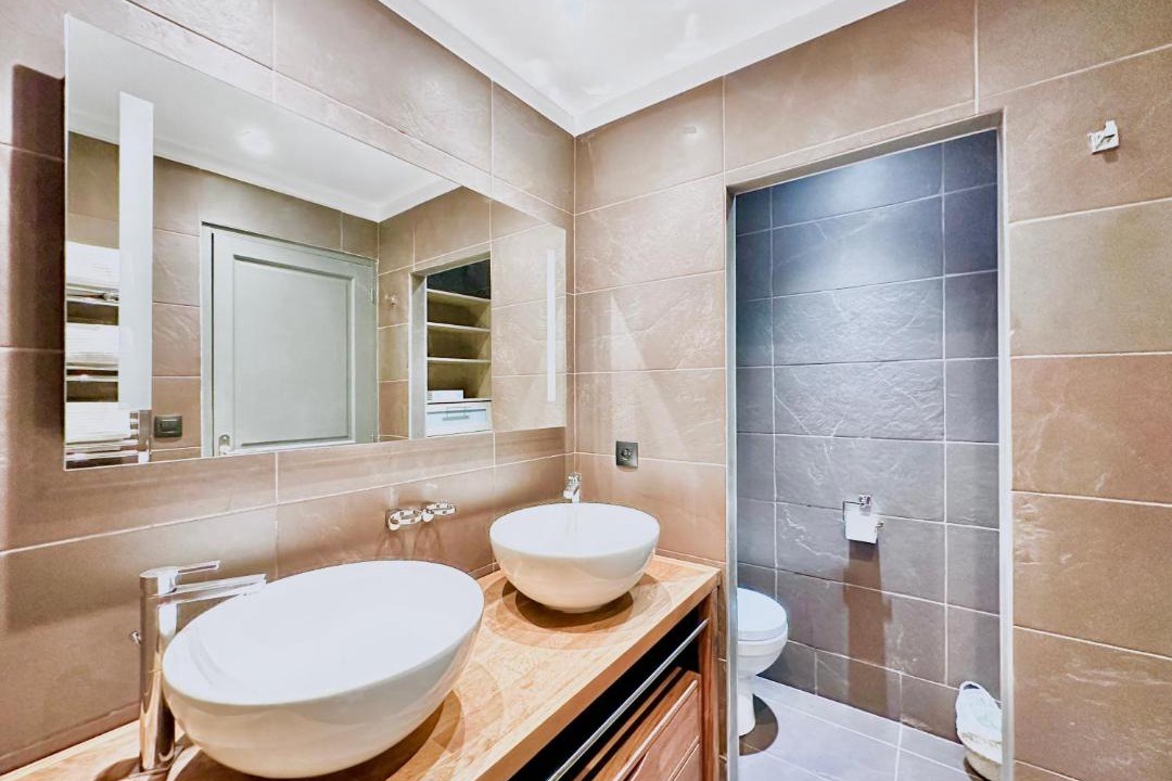 Photo of Bathroom in Mazarin Quarter