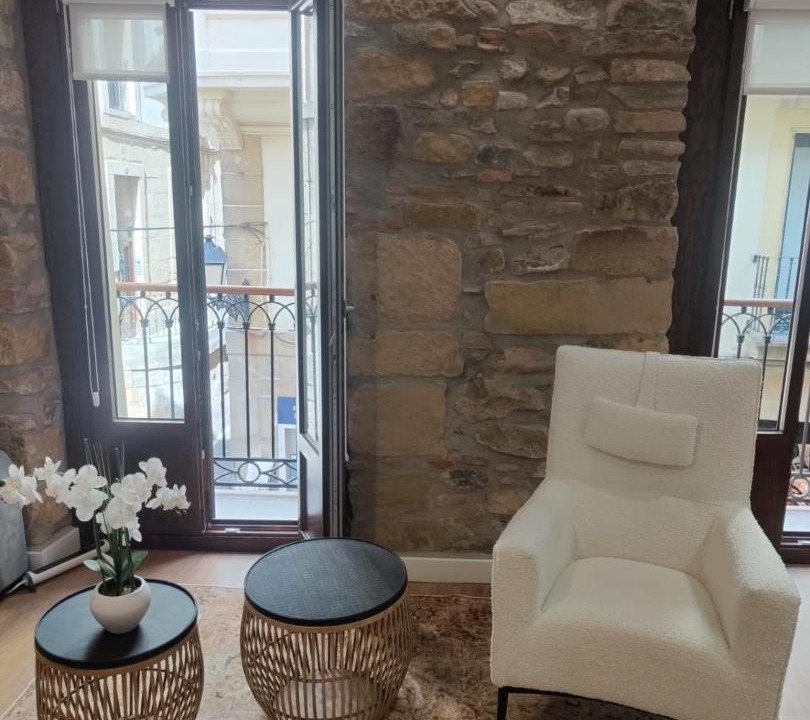 Photo of Livingroom in Old Town
