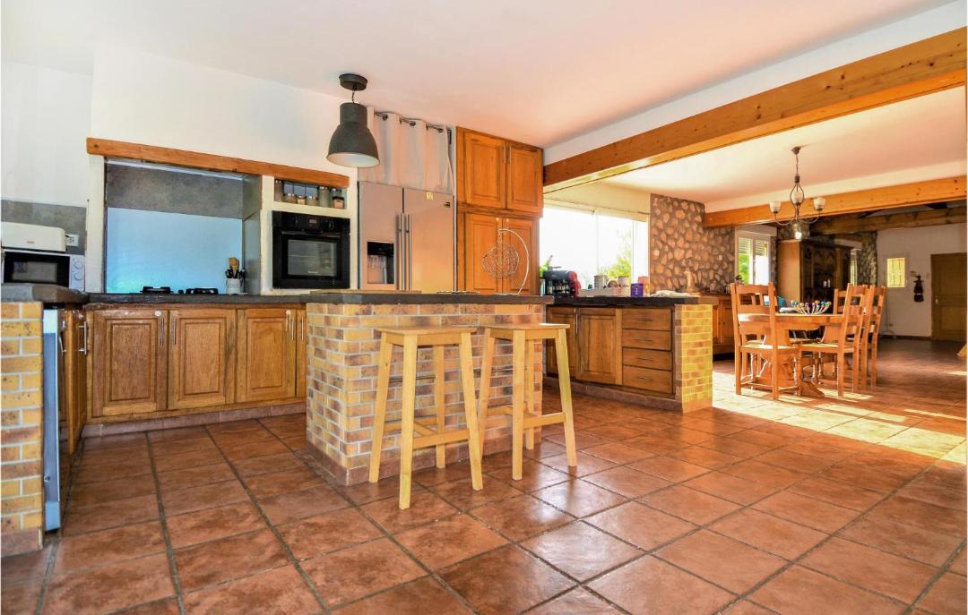 Photo of Kitchen in Saint-Martin-de-Crau