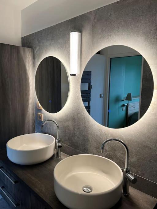 Photo of Bathroom in Chateauneuf-de-Gadagne