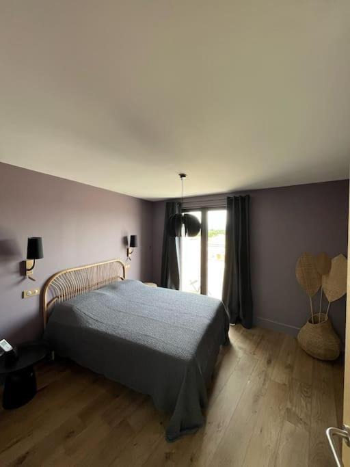 Photo of Bedroom in Chateauneuf-de-Gadagne