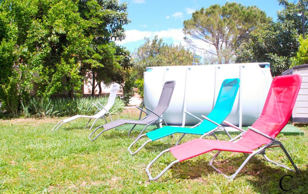 Photo of Others in Jonquieres-Saint-Vincent