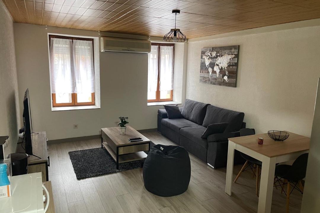 Photo of Livingroom in Saint-Claude