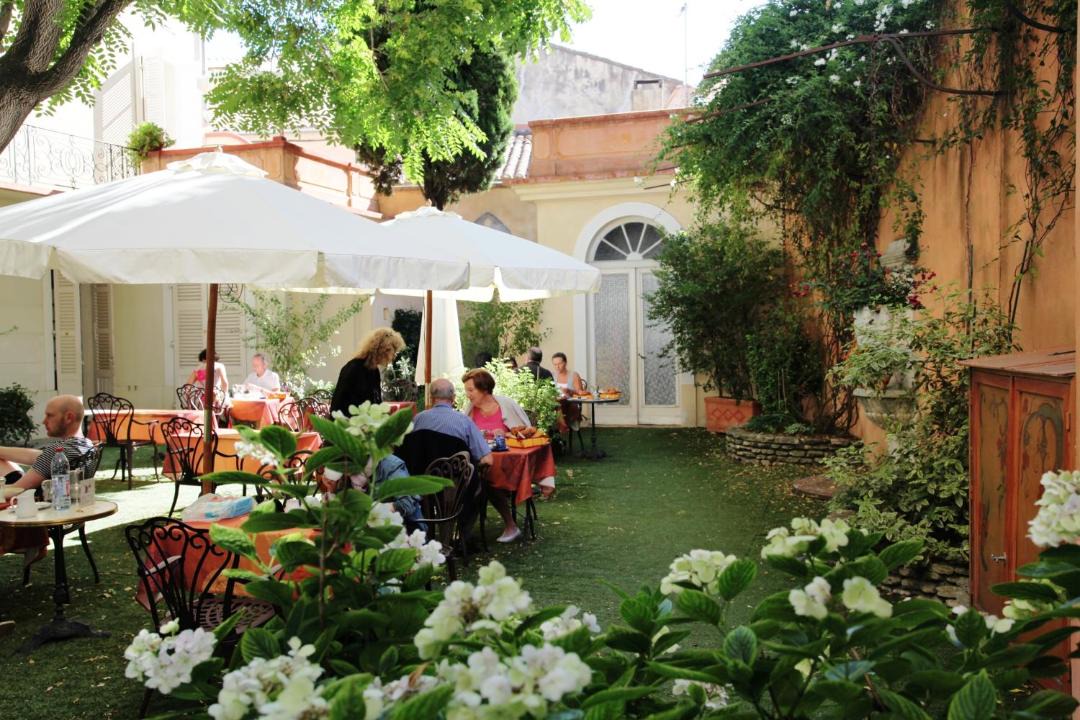 Photo of Others in Carpentras