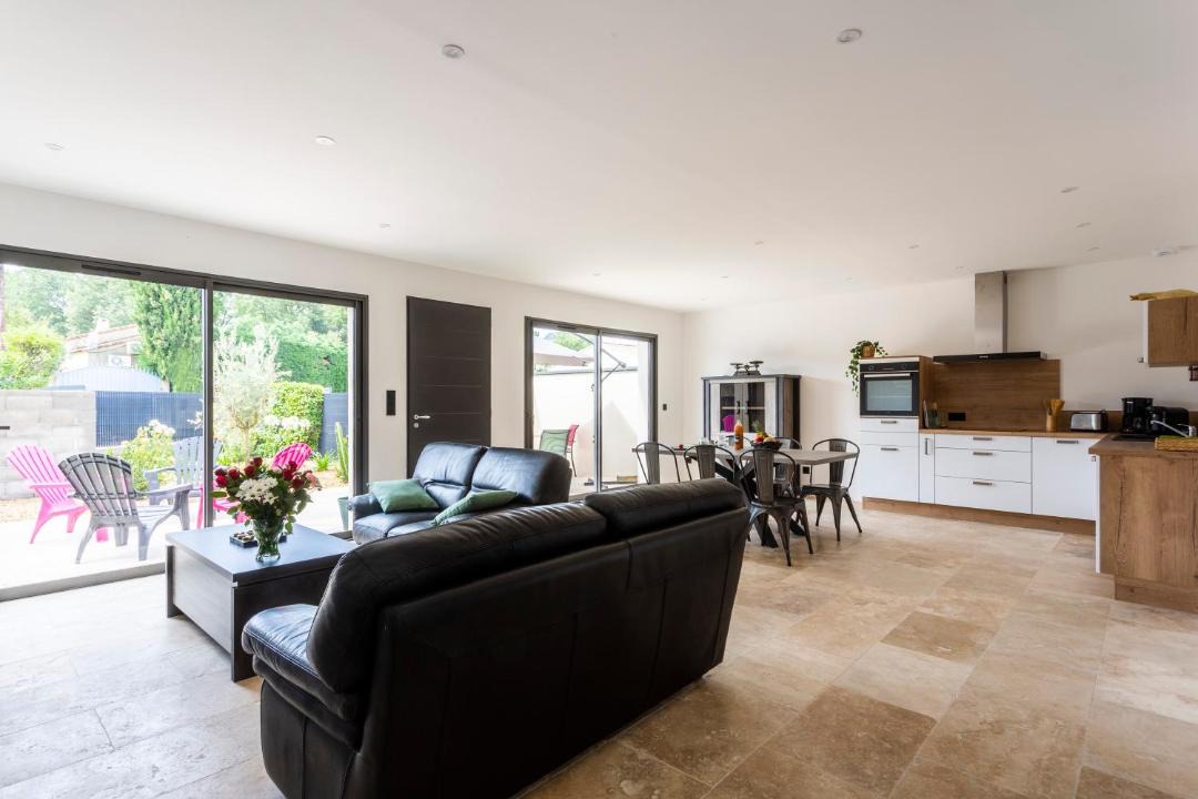 Photo of Livingroom in Saint-Victor-la-Coste