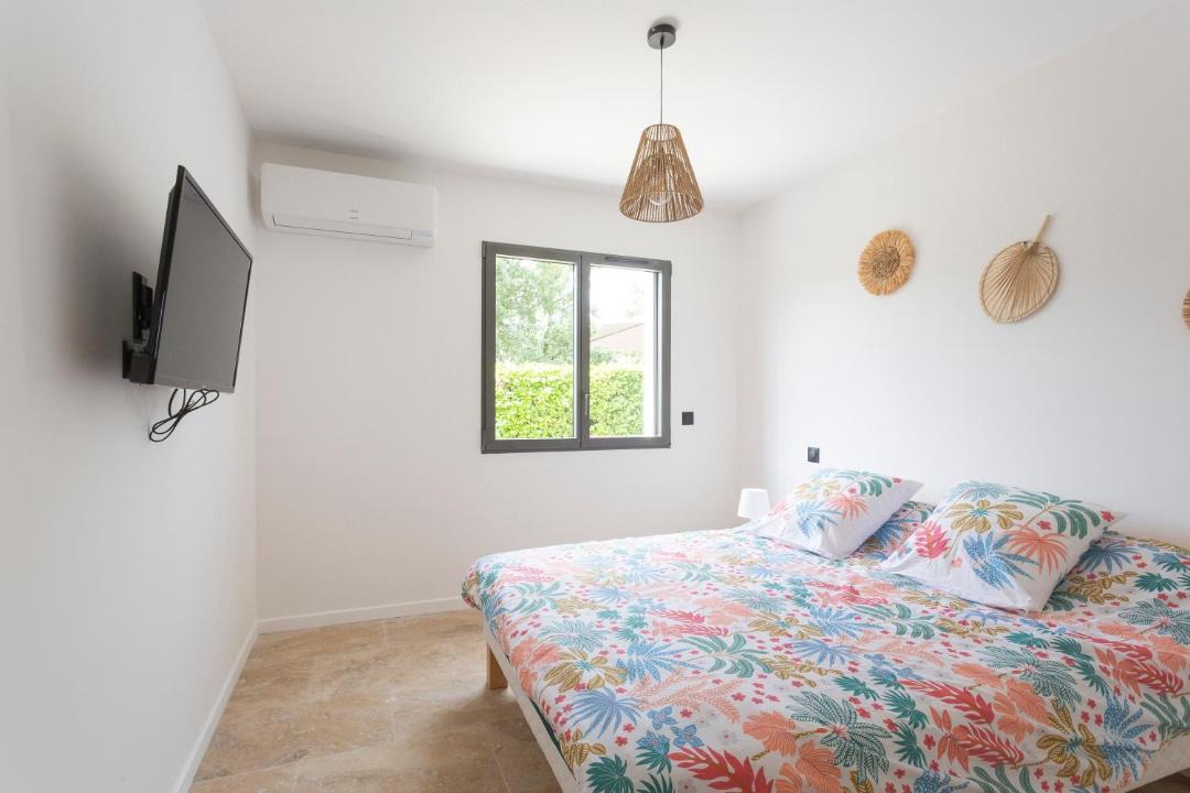 Photo of Bedroom in Saint-Victor-la-Coste