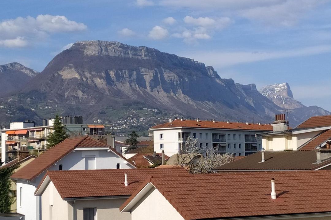 Photo of Buildings in Quartier Exposition-Bajatiere
