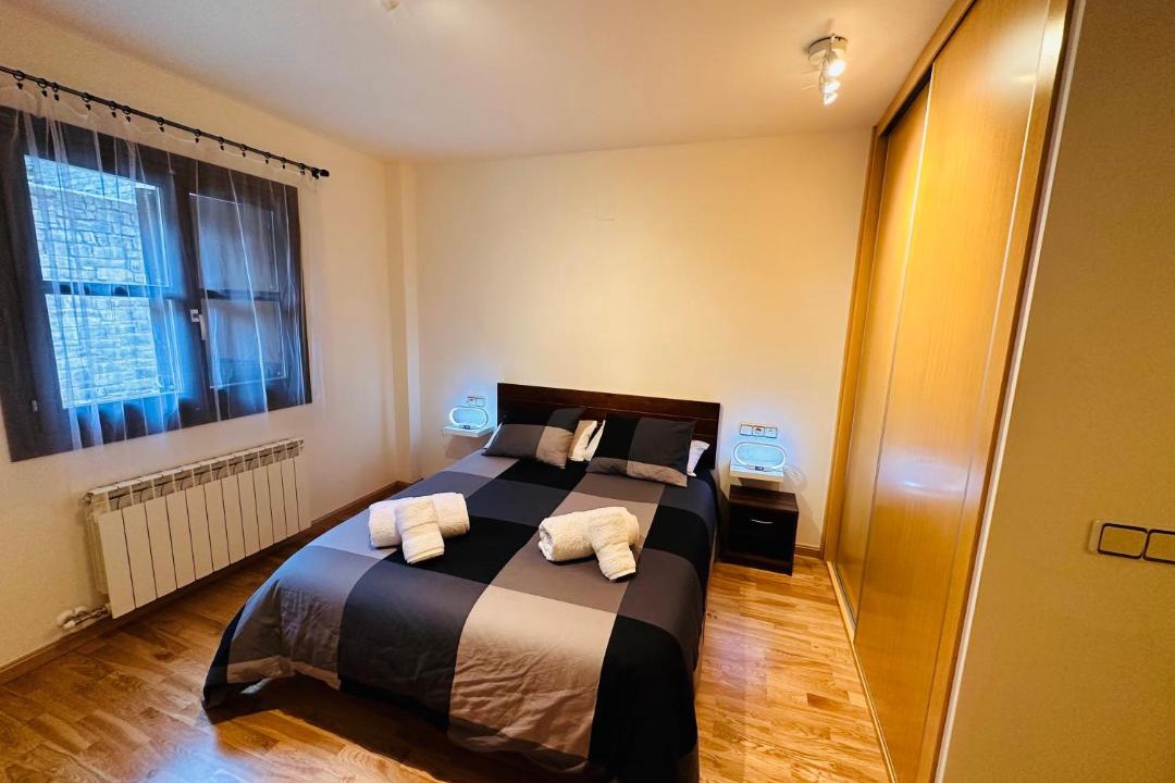 Photo of Bedroom in Parzan
