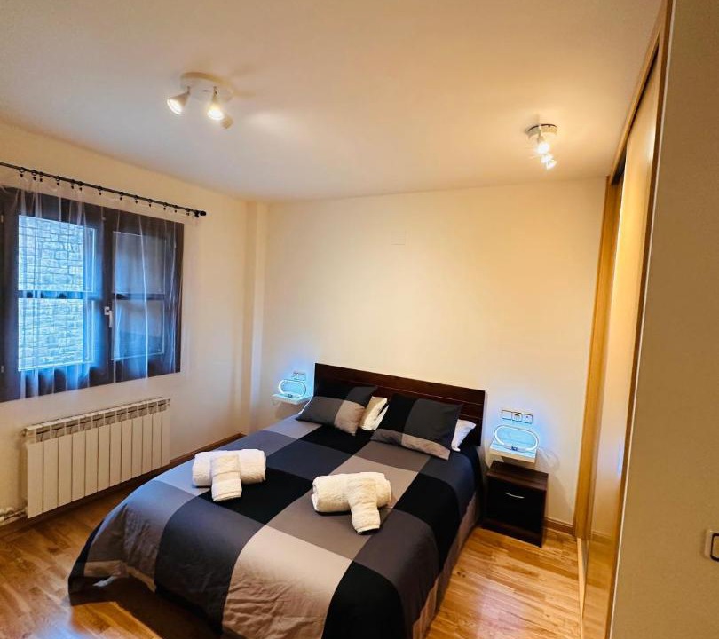 Photo of Bedroom in Parzan