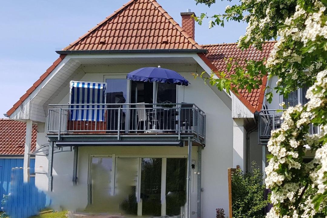 Photo of Buildings in Gingst