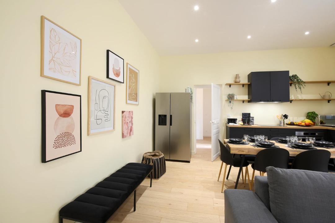 Photo of Livingroom in Amidonniers - Caffarelli