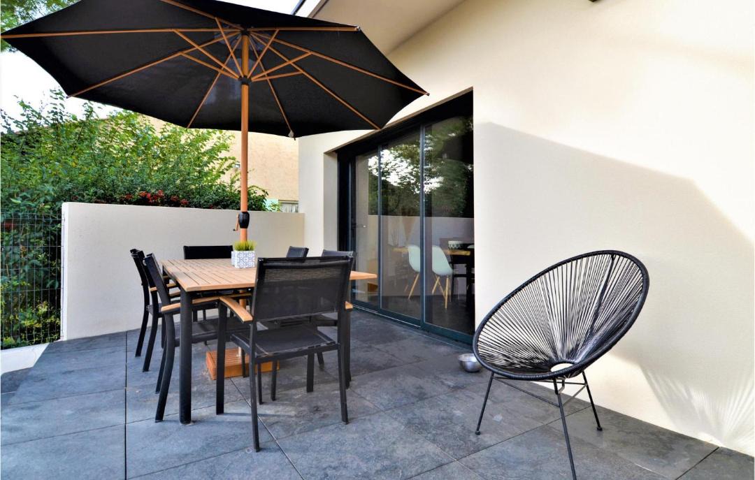Photo of Patio Balcony in Montfavet