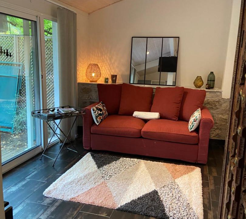 Photo of Livingroom in Berrias-et-Casteljau