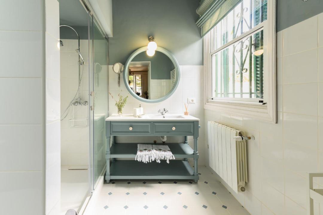 Photo of Bathroom in Historical Center