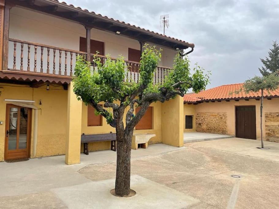 Photo of Buildings in Valdespino de Somoza