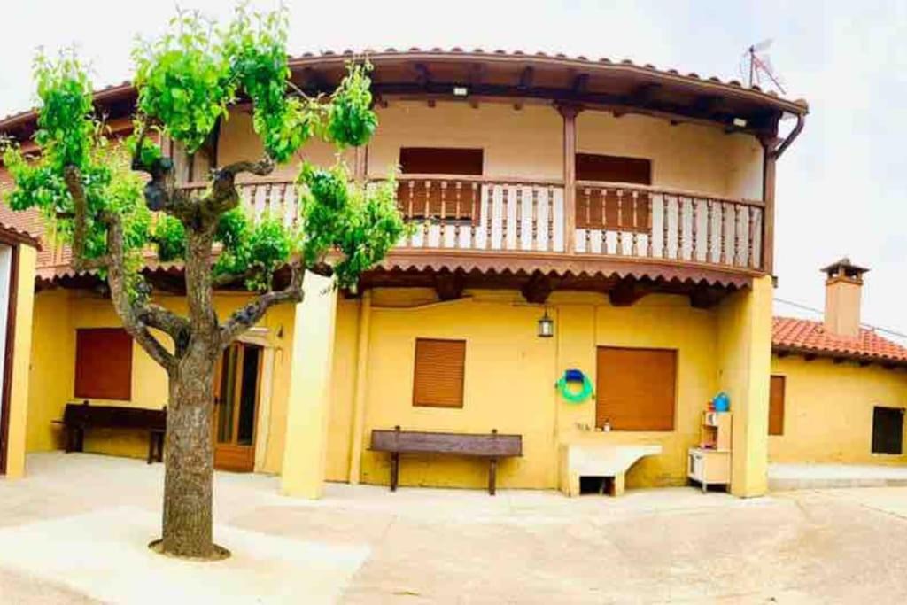 Photo of Buildings in Valdespino de Somoza